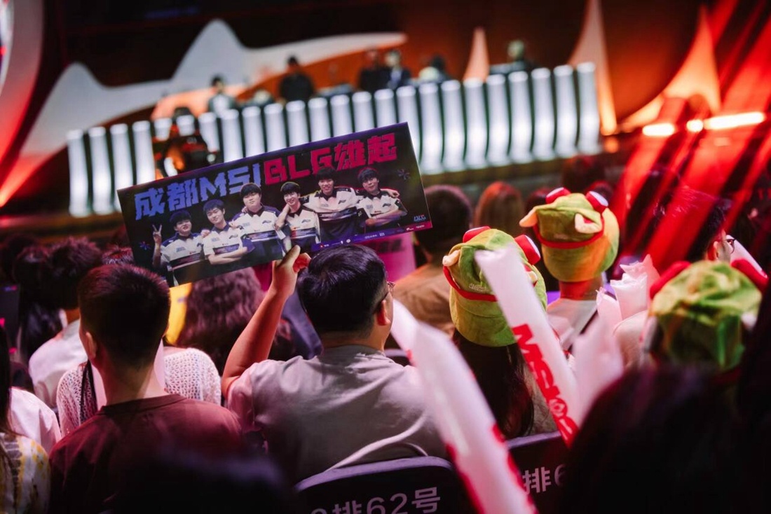 Liquid 以 2-1 战胜 3DMAX ，成功晋级 ESL Pro League S21 季后赛。