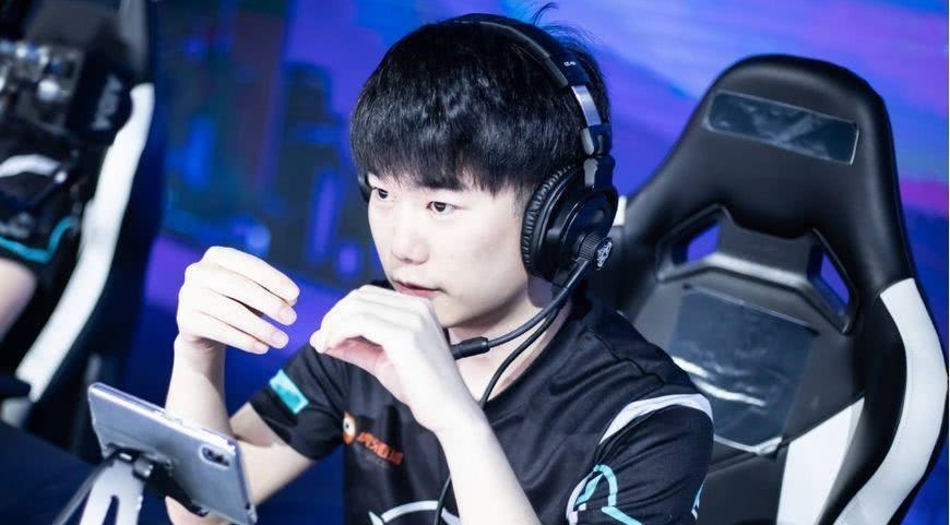 LPL最强打爷！Leyan斩获三连MVP 本赛季在iG也仅登场三小局！！