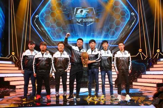 B8 在2025年StarLadder布达佩斯Major第二阶段的首场比赛中击败了 Team Liquid