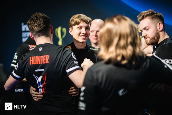 WE官方：FoFo正式加盟