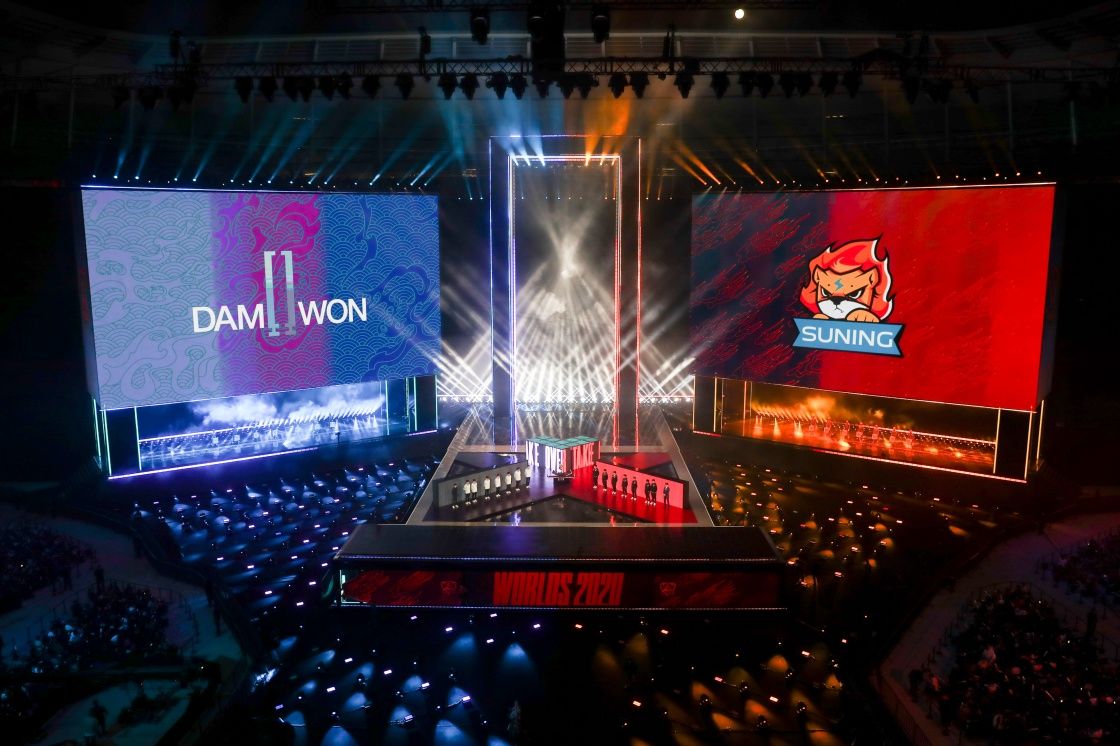 Mikko ＂xartE＂ Välimaa 是 Heimo 的新任主教练